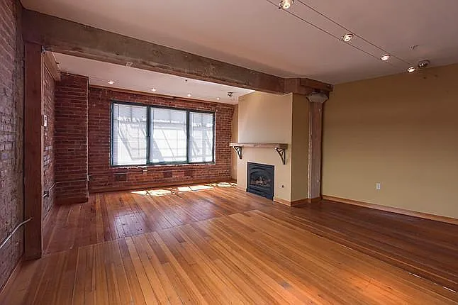 Hunt Mottet Lofts — Photo 4