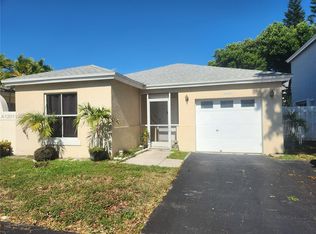 4250 SW 72nd Ter, Davie, FL 33314
