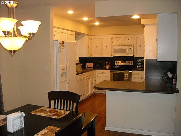 4th image of 9006 NE 111th Ave