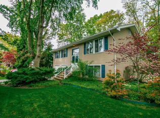 5 Liverpool Ct, Jackson, NJ