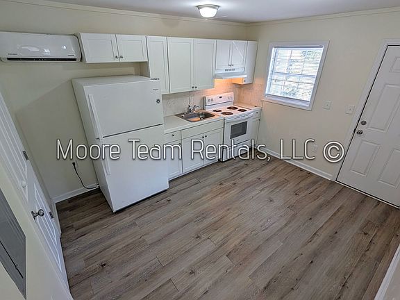 4th image of 16 Lake Dr Unit 10A