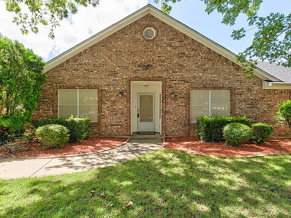 4th image of 5608 Choctaw Dr