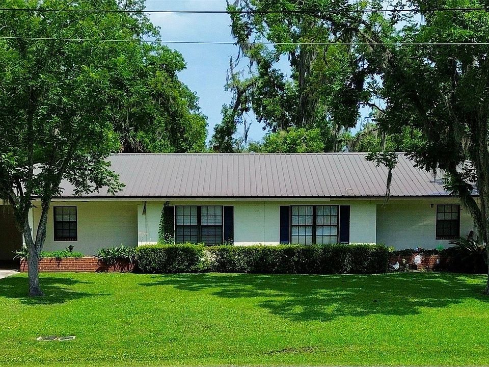 1st image of 45388 Dixie Ave