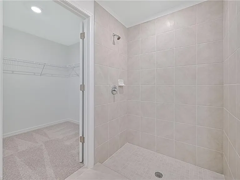 2901 SW 18th Pl — Photo 4