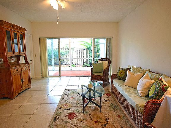 4th image of 124 Cypress Point Dr