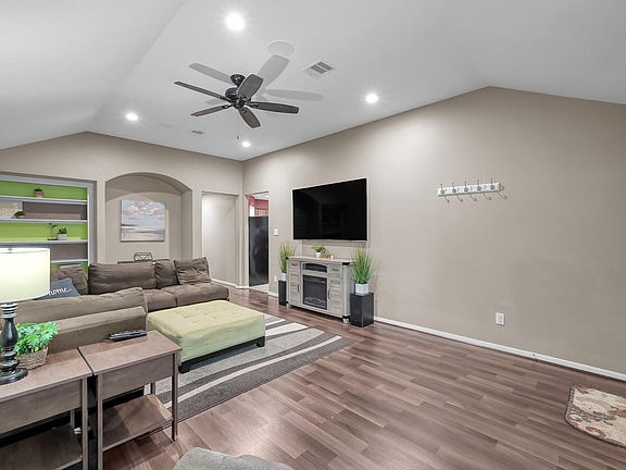 4th image of 29341 Forest Floor Ln
