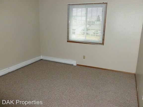 4th image of W155N11352 Sylvan Cir