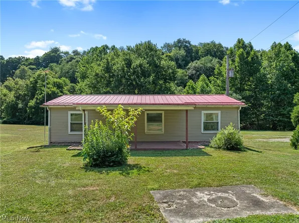 64515 Main St, Warnock, OH 43967