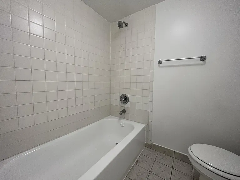 4334 NW 9th Ave #9-3 — Photo 10