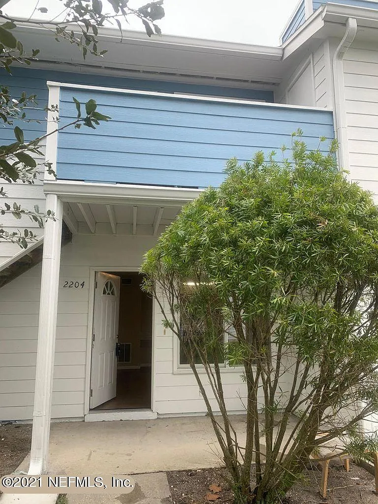 2 bed, 1.0 bath, 800 sqft, $1,399 — Photo 3