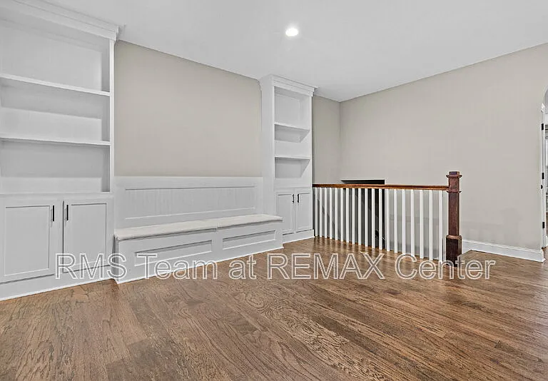 3209 Hallmark Ln — Photo 5
