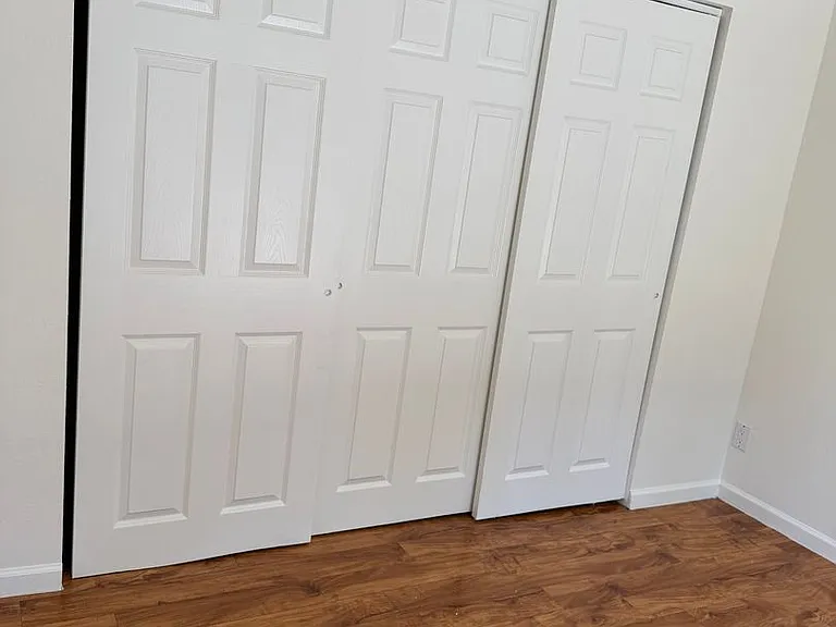 3893 Clough Ave — Photo 6