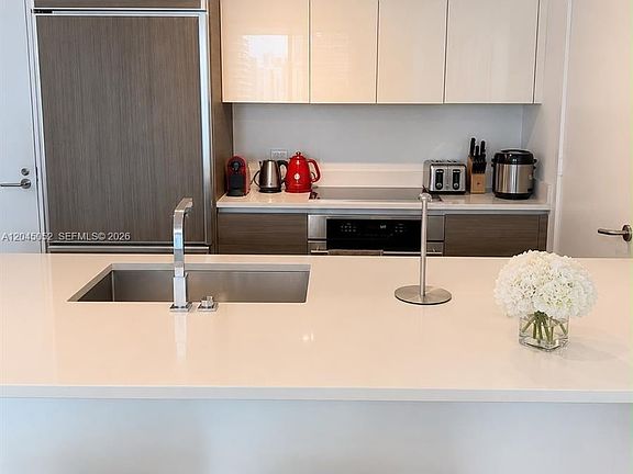 3rd image of 1100 S Miami Ave #2809