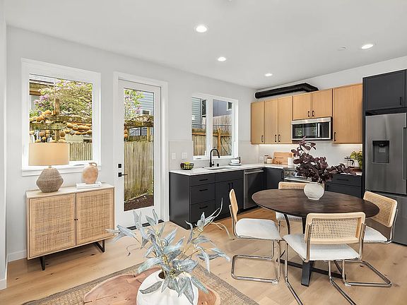 3rd image of 4425 Fremont Ave N #B
