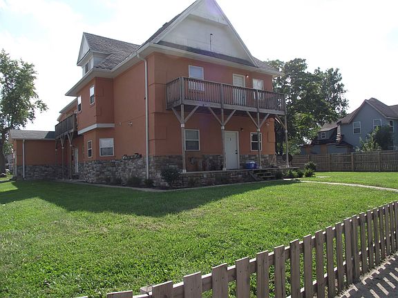 2nd image of 1821 W Washington St APT 6