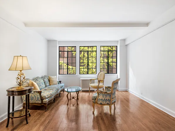 321 East 43rd Street image 1 of 6