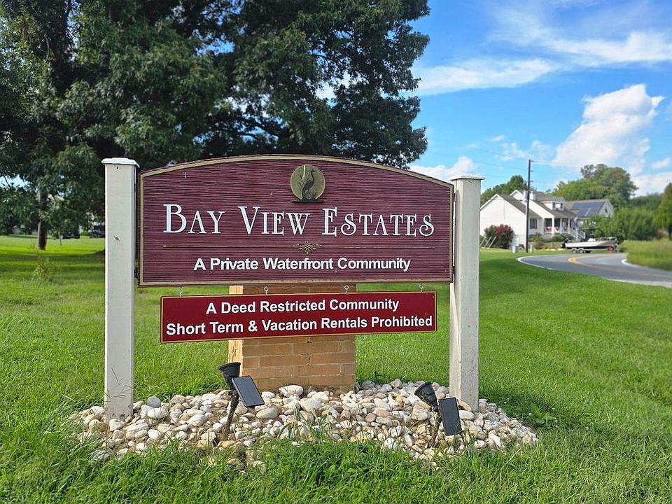1st image of 76 Bay Cir