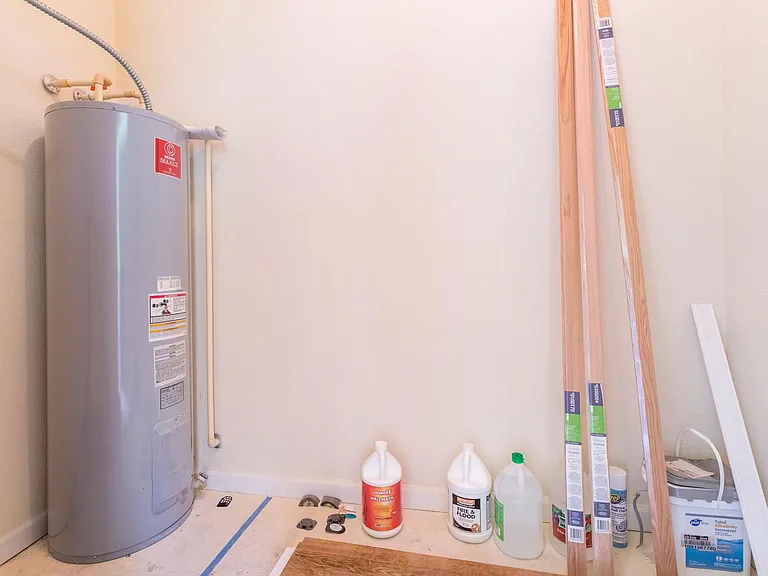 Downstairs Porch Storage - Pro