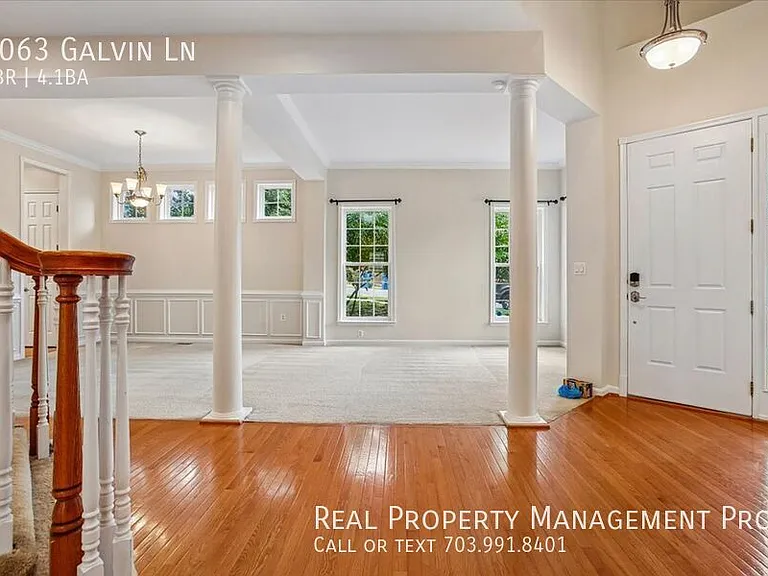 9063 Galvin Ln — Photo 2