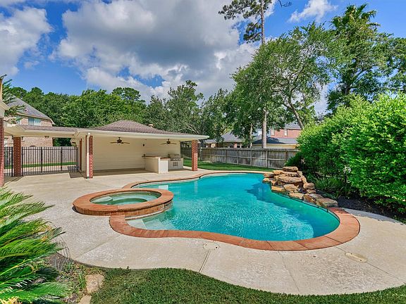 2nd image of 6610 Glenhill Dr