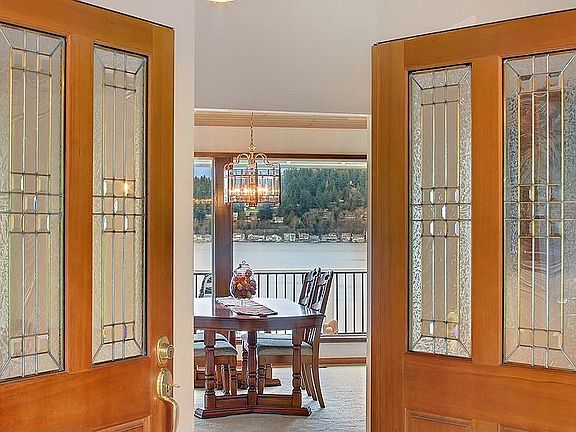 Cut Glass Cedar Entry