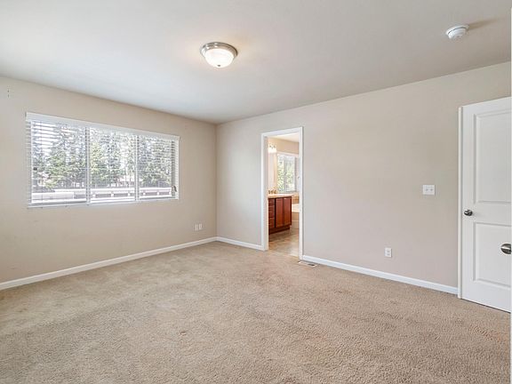 2nd image of 9215 174th St E