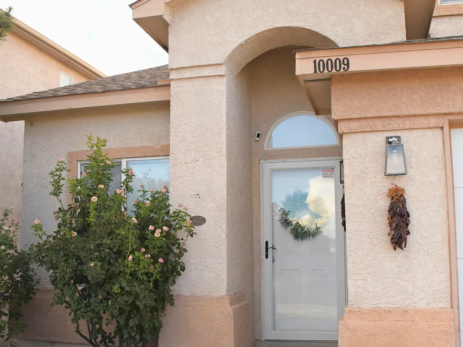 3 bed, 2.5 bath, 1796 sqft, $2,125 — Photo 2