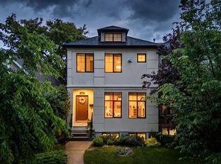 612 S 19th Ave NW, Calgary, AB T2M0Y8