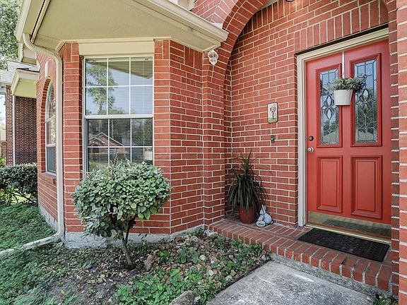 2nd image of 21463 Palace Pines Dr