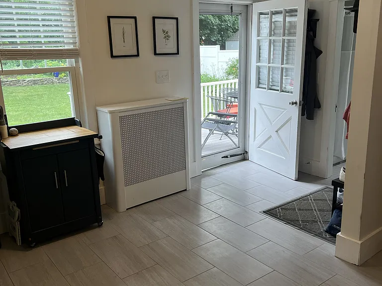 63 Central Ave — Photo 10