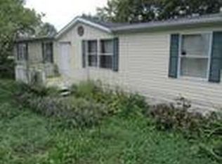 106 Cedar Point Dr, Mount Airy, NC 27030