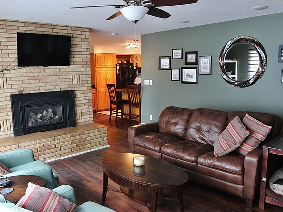 2nd image of 516 S Custer Ave