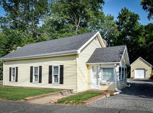 129 Hartford St, Natick, MA 01760