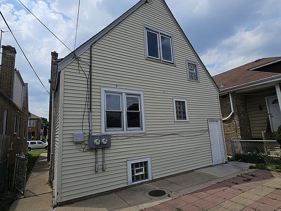 4th image of 2739 N Menard Ave