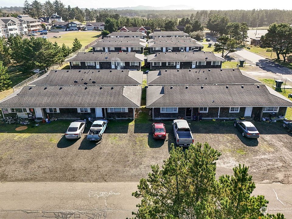 1st image of 1502 Shoreview Drive N