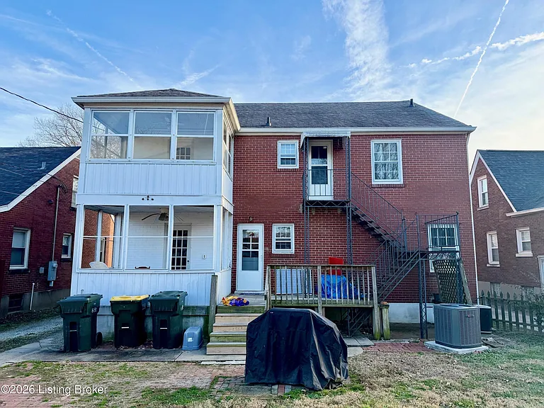 2211 Tyler Ln #1 — Photo 11
