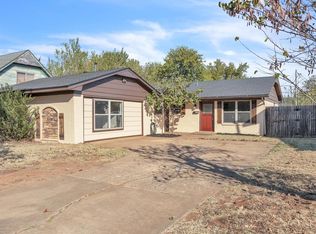 645 Redstone Ave, Edmond, OK 73013