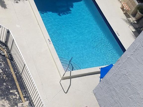 2nd image of 7850 Byron Ave APT 406