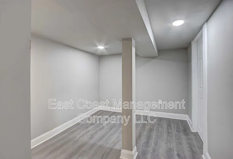 2619 Loyola Northway — Photo 26