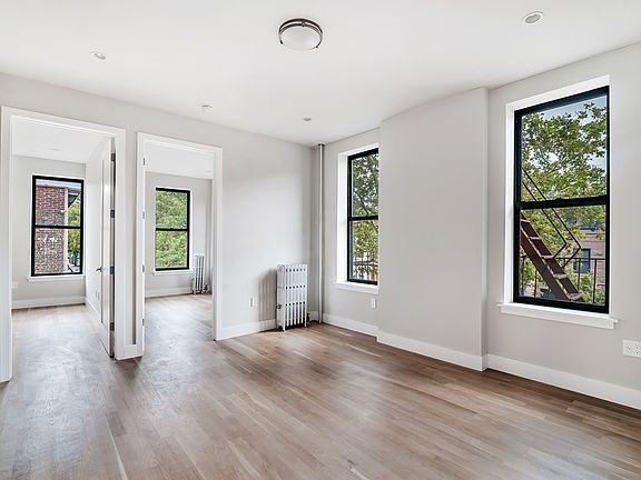 2nd image of 359 Bainbridge St #1R