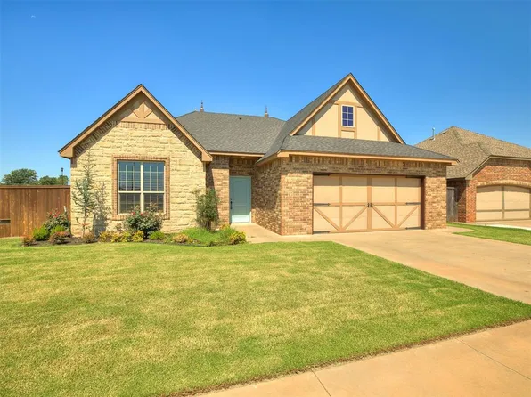 2401 Pumpkin Ln, Weatherford, OK 73096