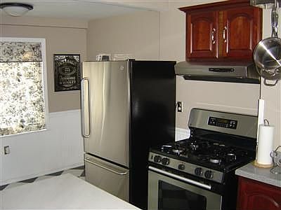 3rd image of 2065 Willowgrove Ave