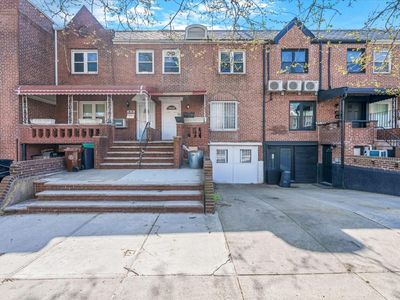 20-25 26th Street, Astoria, NY, 11105