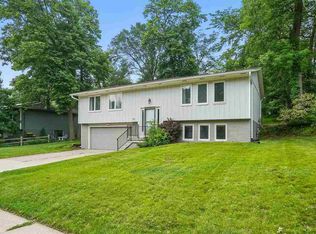 115 N Westminster St, Iowa City, IA 52245