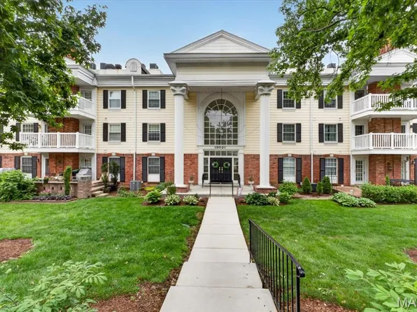 15021 Claymoor Ct APT 9, Chesterfield, MO 63017