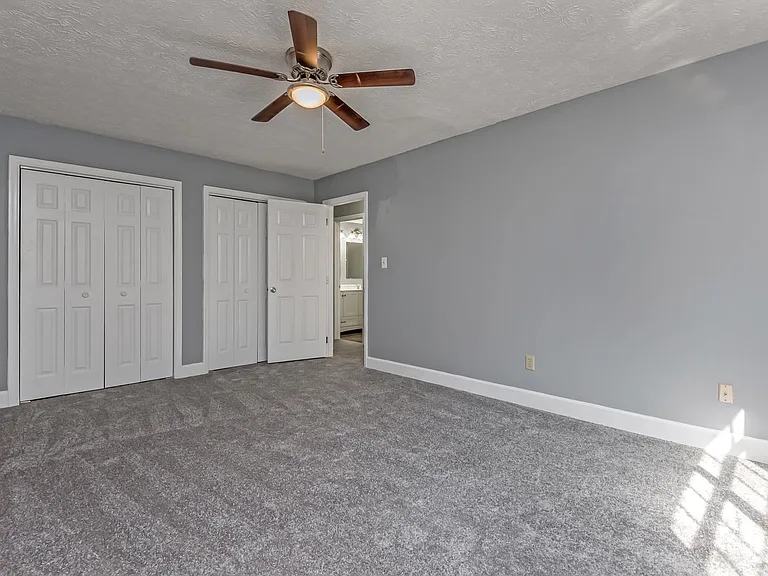 113 Hanover Pl #113 — Photo 21
