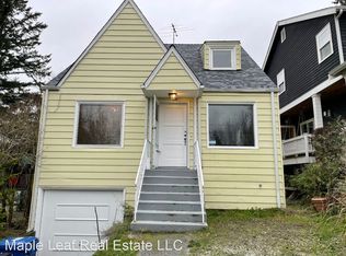 128 NW 76th St, Seattle, WA 98117