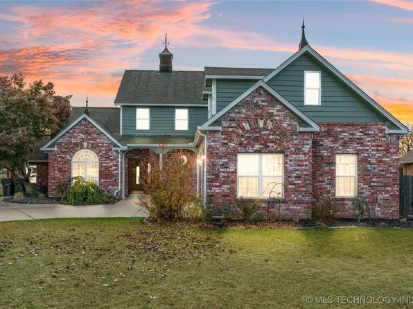 3205 Heritage Dr, Claremore, OK 74019