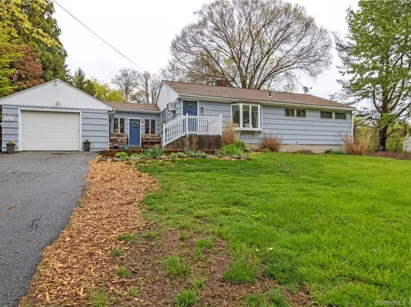 151 Wawecus Hill Road, Norwich, CT 06360