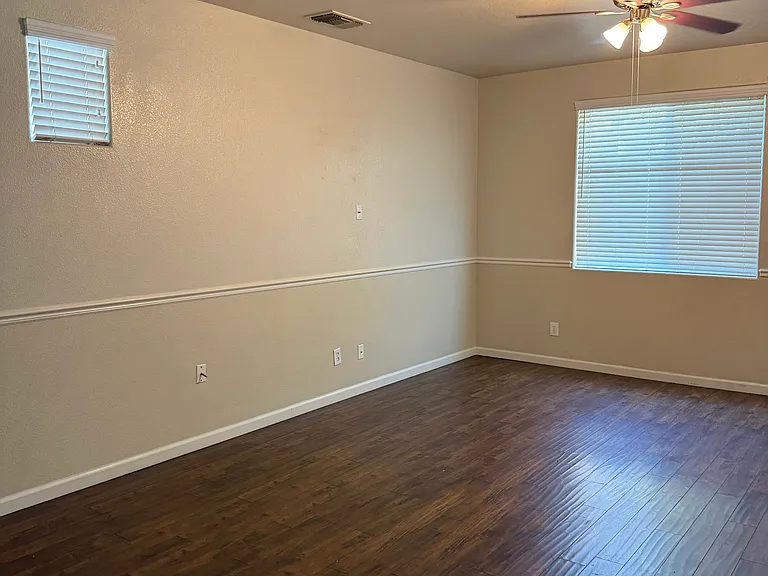 4674 W Javier Way — Photo 3